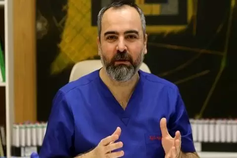 omicron-ile-grip-belirtileri-birbirine-karisiyor-bogaz-agrisi-ve-burun-tikanikligi-olanlar-dikkat